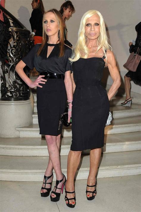 edad de donatella versace|donatella versace parents.